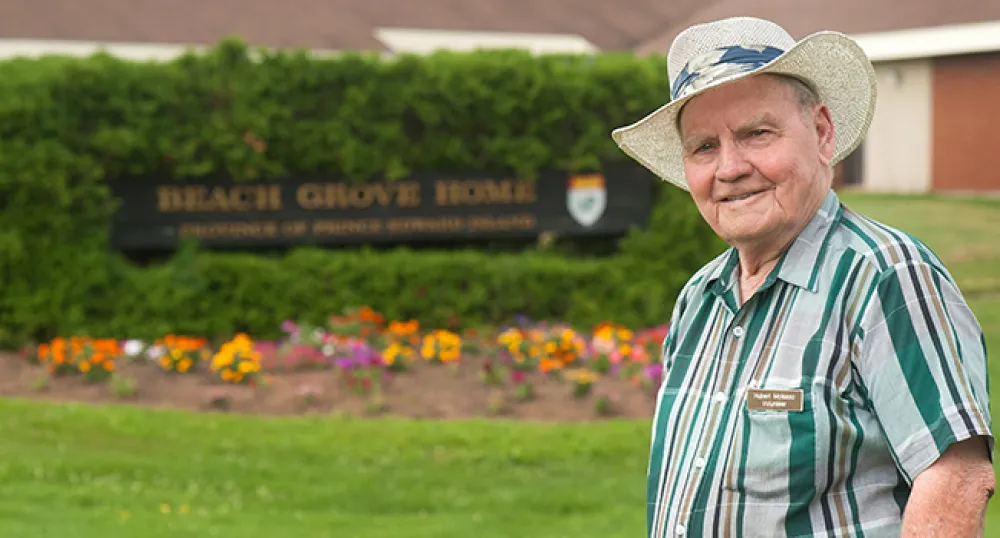 Hubert McIsaac, bénévole à Beach Grove Home