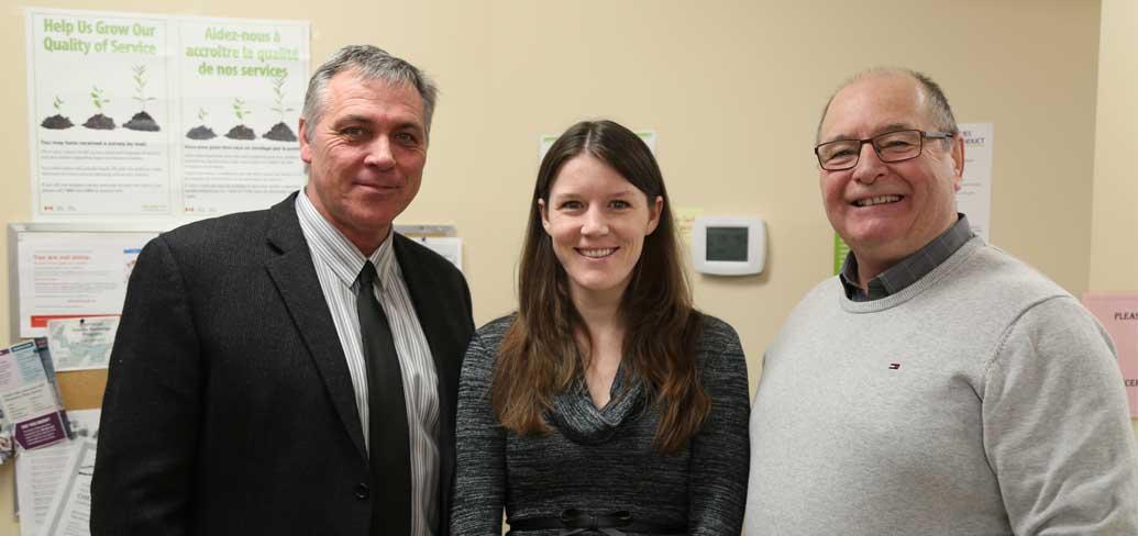 Minister Robert Mitchell and MLA Allen Roach welcome family physician Dr. Penny Thomas.
