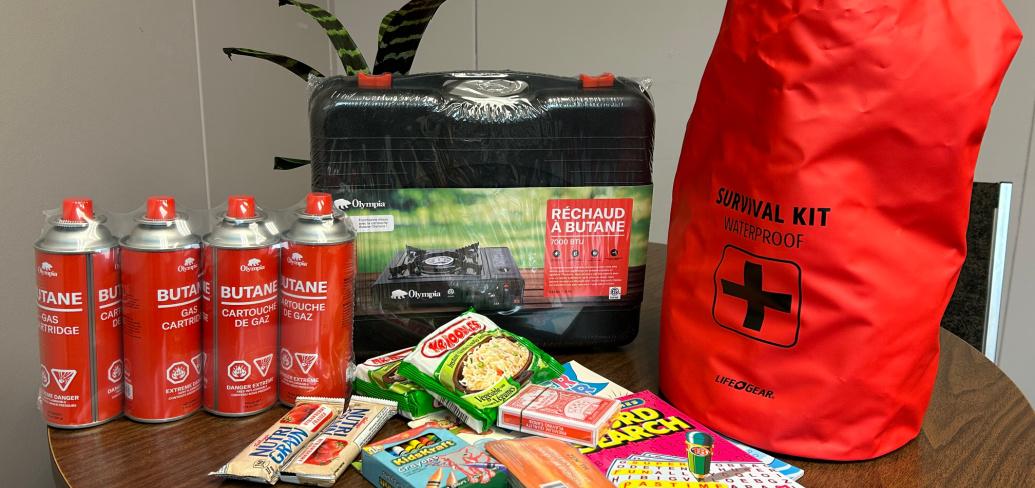 Province partners with United Way to provide emergency kits