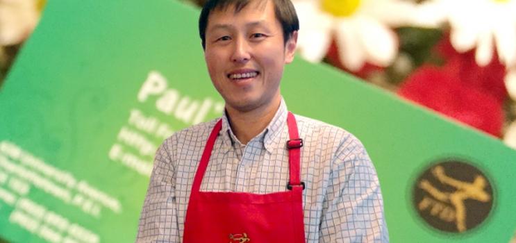 Owner of Paul's Flowers: Larkin Lin