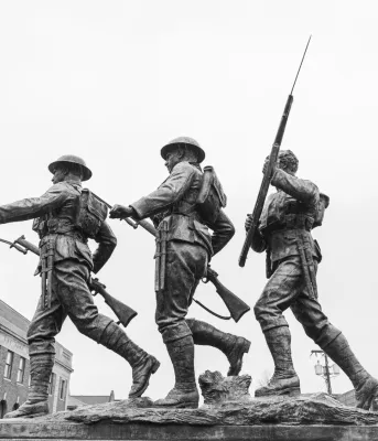 A monument of soldiers in Charlottetown.