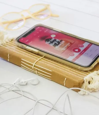 Photo of eaudiobook on mobile device