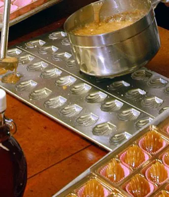 maple syrup candy making