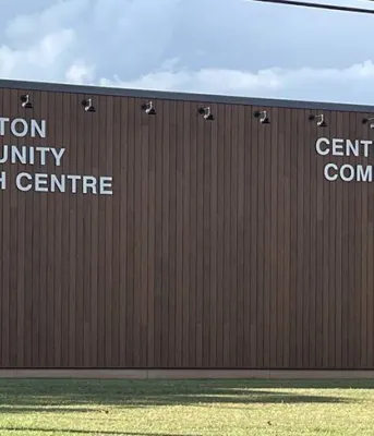 image of a one story medical centre